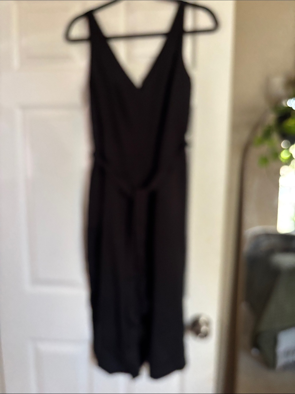 GAP Black Midi V-Neck Sleeveless short pantsuit